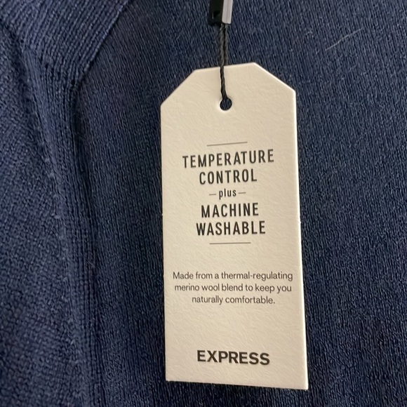 Express Sweater - Picture 4 of 6